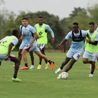 Deportes Tolima entrenando de cara al partido con Equidad, para el que tendrá altas y bajas.