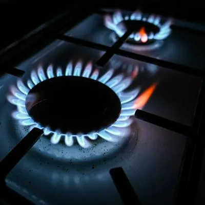 Asoenergías alerta sobre riesgo en sector productivo del país por restricciones del suministro de gas natural.