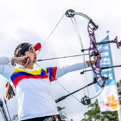 Hurtan parte del equipo deportivo de Sara López, en vuelo de Parías a Pereira