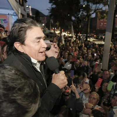 Gustavo Bolívar, en lanzamiento de sede de campaña este 23 de agosto.