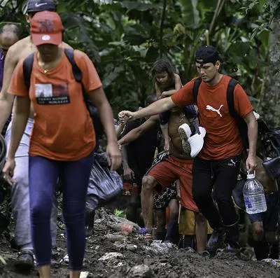Panamá anuncia medidas "contundentes" para frenar migración por selva del Darién
