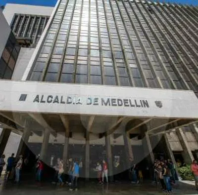“Delincuente es delincuente”: así respondió la Alcaldía de Medellín a jefes de bandas que dialogan con el Gobierno.