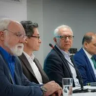 Gobierno Petro insiste: no hay riesgo financiero en EPS Sura, Sanitas y Compensar
