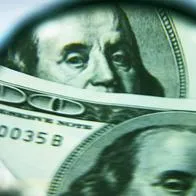 Víctimas exponen cómo los 'gota a gota' colombianos en El Salvador los amenazaba y cobraban a diario. Lograron más de 20 millones de dólares en intereses.