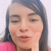 Vendedora ambulante de transporte público en Bogotá reveló su secreto para vender $ 100.000 en tan solo 3 horas. Acá, los detalles.