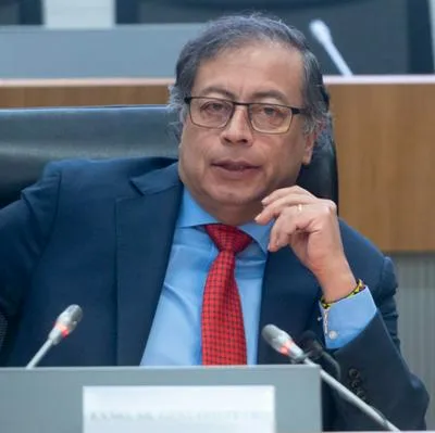 Gustavo Petro canceló reunión con Consejo Gremial por dolores de garganta.