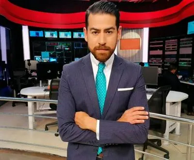 Johnatan Nieto, uno de los presentadores más queridos y premiados del país: "el periodismo debe ser una pasión"