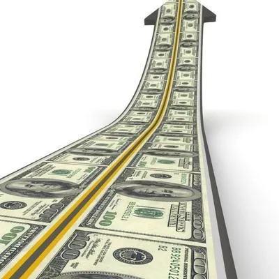 Dólar hoy 25 de agosto de 2023, arriba de $4.100 por tasas de interés en EE.UU. 