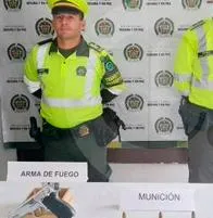 En Antioquia, un sujeto portaba un arma del valor de $ 30 millones y es la famosa Colt 45, usada por capos como Pablo Escobar, Al Capone y Chapo Guzmán.