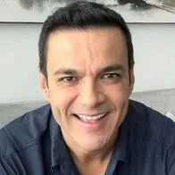 Foto de Juan Diego Alvira, en nota de que el periodista reviviría Noticias Caracol por sello en Sin carreta (Canal 1)