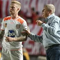 Eduardo Lara, director técnico colombiano, sufrió un infarto en Cali, donde se recupera.