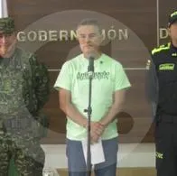 Anibal Gaviria, gobernador de Antioquia, junto a Policía y Ejército, confirmó que encontraron 4 cuerpos de vícticas en masacre de Cáceres.