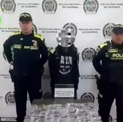 Capturan en Bogotá a sujeto que vendía dulces con marihuana en colegio de Bosa
