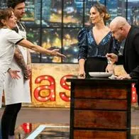 Jueces de 'Masterchef', bajaron el pulgar a 4 participantes que se vistieron de negro