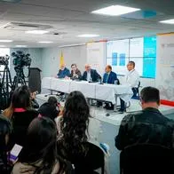 El ministro de Salud, Guillermo Jaramillo, le salió al paso a la crisis económica que están viviendo varias EPS. Dice que si hay dinero suficiente.