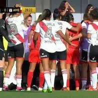 Jugadora de River Plate se desplomó y convulsionó en partido contra América de Cali.