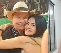 Luis Alberto Posada con su presunta nueva pareja y si exnovia.