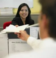 Ofertas laborales para docentes en Colombia: cómo aplicar, requisitos y sueldos