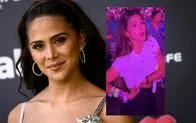 A Greeicy la pillaron echándose desodorante en pleno concierto de Karol G, ¿golpe de ala?