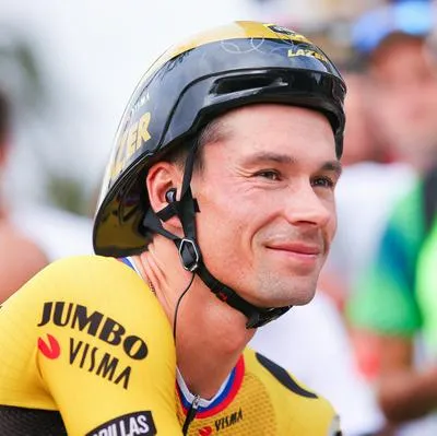 Jumbo Visma, equipo de Roglic y Vingegaard, hizo que el pelotón bajara su ritmo en la etapa de la Vuelta a España.