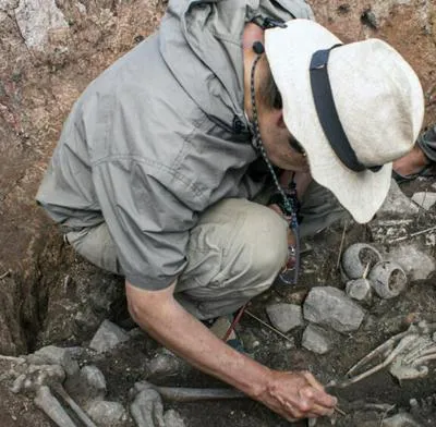 Encuentran la tumba de un sacerdote de 3.000 años de antigüedad en Perú