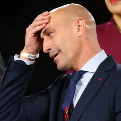 Cómo es la iglesia donde está encerrada la mamá de Luis Rubiales en España.