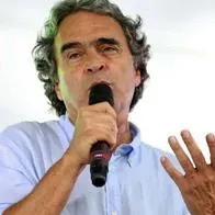 Sergio Fajardo, excandidato presidencial y exgobernador de Antioquia afronta un proceso en su contra por irregularidades en contratos.