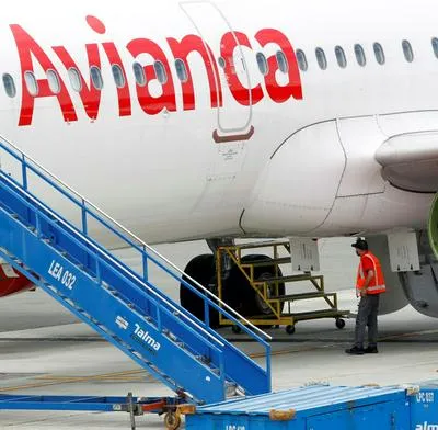 Avianca detalla cómo será el descuento del 40 % que dará a pasajeros afectados por Viva Air, y tiquetes baratos.