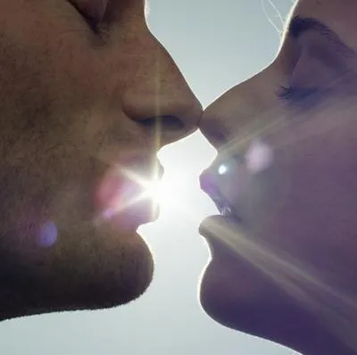 Enfermedades que se contraen por medio de los besos. recomendaciones para poder cuidarse.