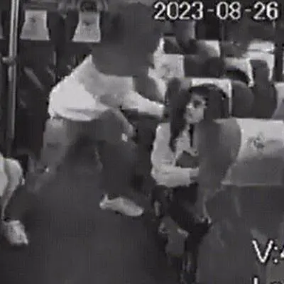 Ladrones que se hicieron pasar por pasajeros robaron bus en Facatativá