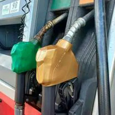 Precio de la gasolina (corriente): motos y carros, bravos con beneficio a taxis