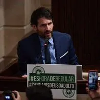 Juan Carlos Losada, congresista autor de proyecto que busca regular uso de cannabis pasó el primer debate en el Congreso.