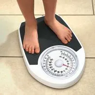 Expertos revelan si el metabolismo está relacionado con el peso de las personas.