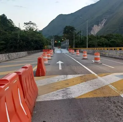 Vía al Llano reabrirá después de los derrumbes ocasionados por temblores en agosto de 2023.