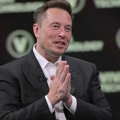 Elon Musk toma decisión sobre X, antes Twitter, que favorece a políticos.