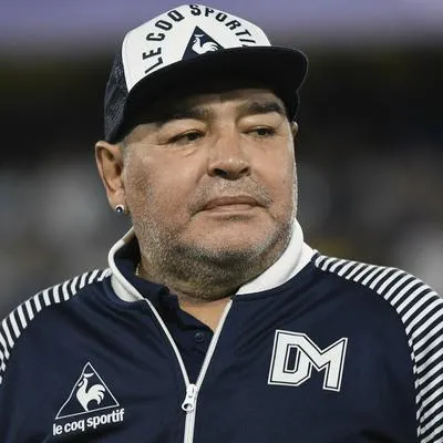 Las hijas de Maradona siguen pidiendo justicia por la muerte de su padre y tienen ocho sospechosos.