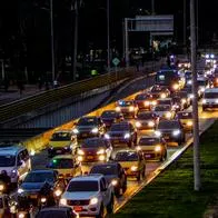 En estos casos no da multa llevar más de 4 pasajeros en el carro