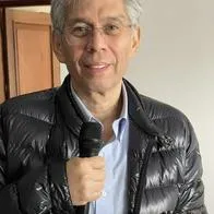 Daniel Coronell deja la presidencia de Cambio, pero sigue con reporte en W Radio