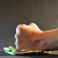 Profesor en Bogotá denuncia que fue amenazado de muerte por un padre de familia 