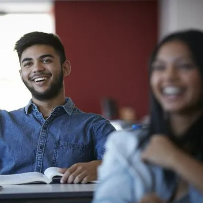 Sorprenden con regalazo a miles de estudiantes que sueñan con ingresar a la universidad.