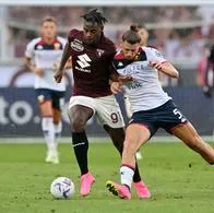 Duván Zapata debutó como titular con el Torino.