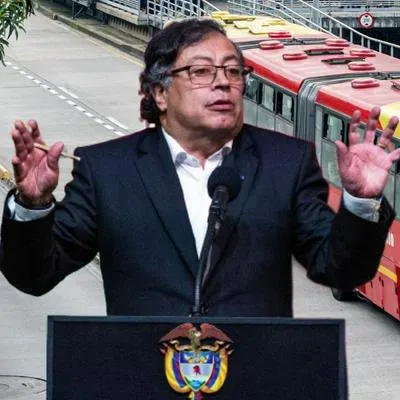 El presidente Gustavo Petro propuso subsidiar el transporte público en Colombia, pero sus ministros no saben de la idea y no saben si es viable.