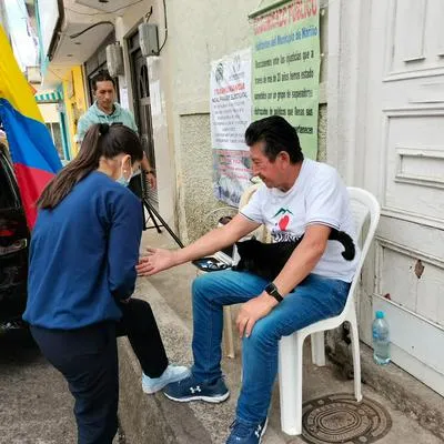 Candidato a la alcaldía de Nariño entró en huelga de hambre por posible trasteo de votos en ese municipio. Dice que seguirá hasta autoridades lo escuchen.