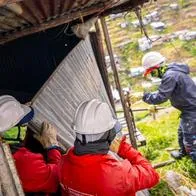 Desmantelan 80 estructuras ilegales deshabitadas en tres localidades de Bogotá
