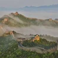 Dos personas son detenidas por destruir parte de la Gran Muralla china; se trata de dos cosntructores.