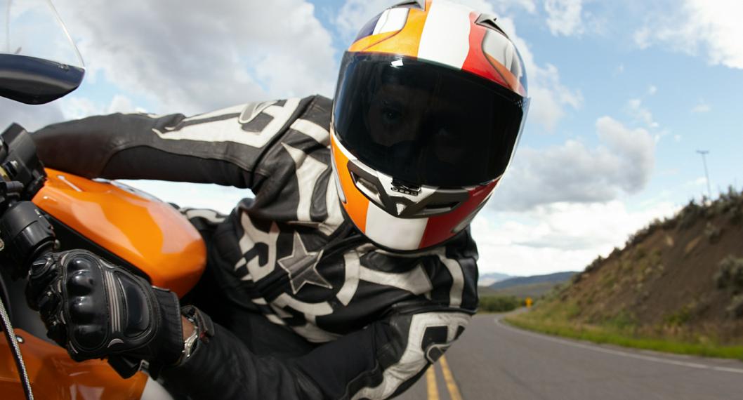 Intercomunicador en el casco para moto? Vea las ventajas y