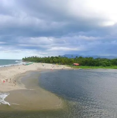 Murió turista bogotano que se metió a bañar a un río en Santa Marta.