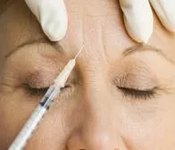 Médico cirujano explica el porque se producen las deformidades por bótox en el rostro y da sugerencias