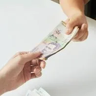 Aclaran si plata de un fallecido que tiene en un CDT o cuentas bancarias se pierde o puede reclamara y en qué condiciones.
