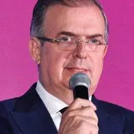 Marcelo Ebrard se baja de Morena y se sale del partido.